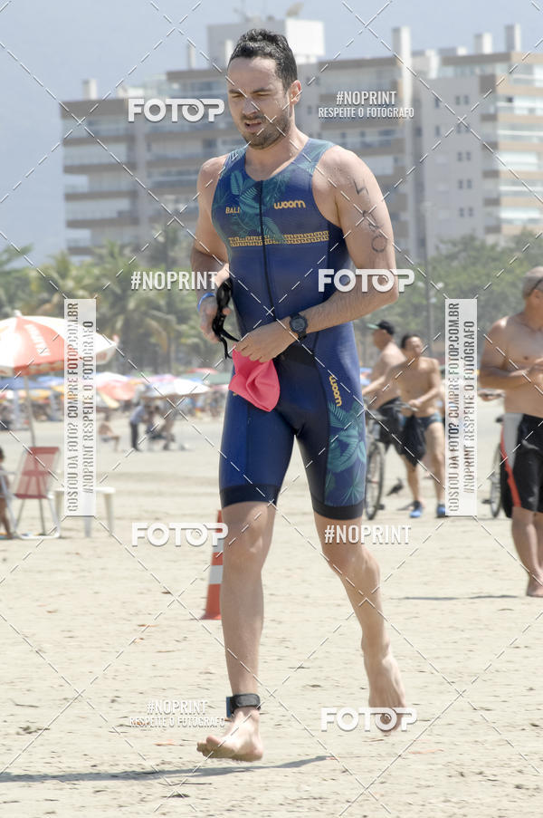 Buy your photos of the eventBLUE SERIES TRIATHLON BERTIOGA 2019 on Fotop