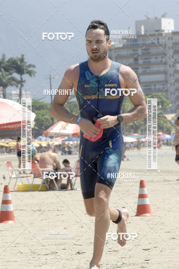 Buy your photos of the eventBLUE SERIES TRIATHLON BERTIOGA 2019 on Fotop