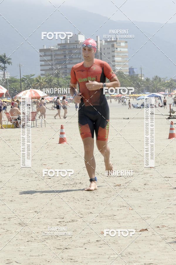 Buy your photos of the eventBLUE SERIES TRIATHLON BERTIOGA 2019 on Fotop