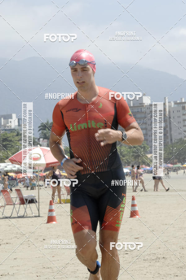 Buy your photos of the eventBLUE SERIES TRIATHLON BERTIOGA 2019 on Fotop