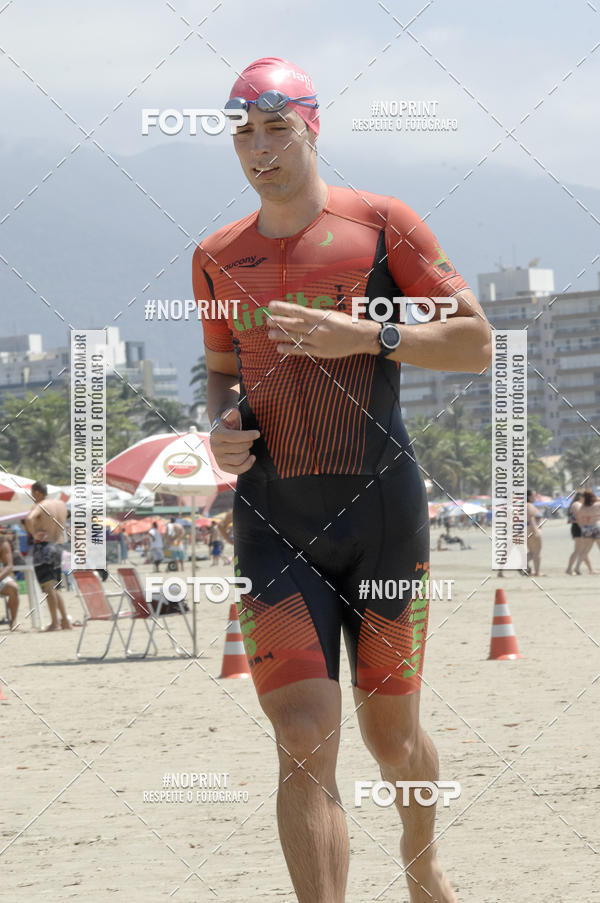 Buy your photos of the eventBLUE SERIES TRIATHLON BERTIOGA 2019 on Fotop