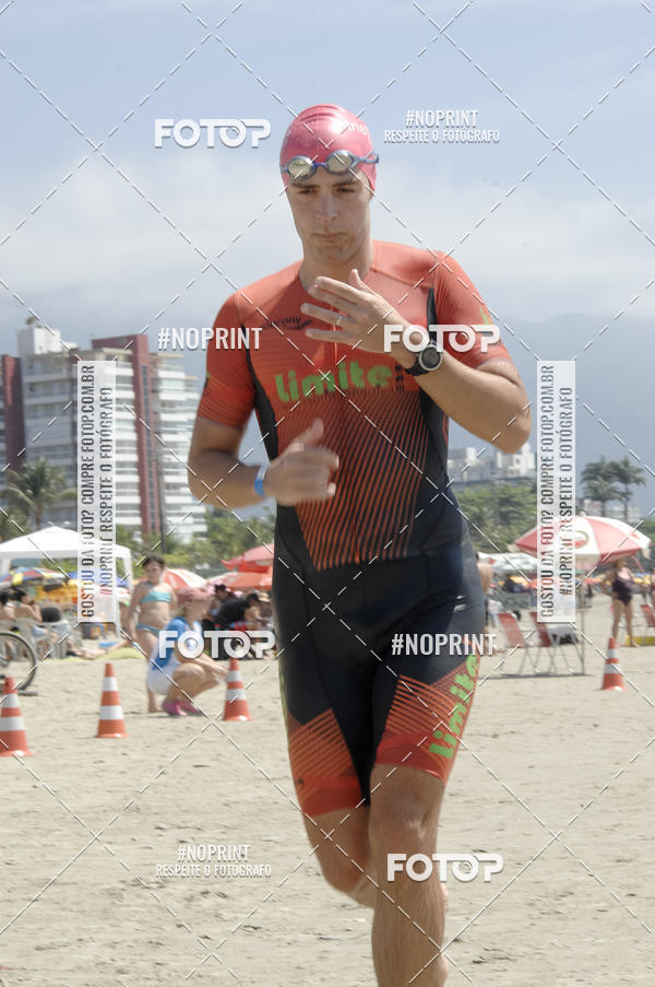 Buy your photos of the eventBLUE SERIES TRIATHLON BERTIOGA 2019 on Fotop