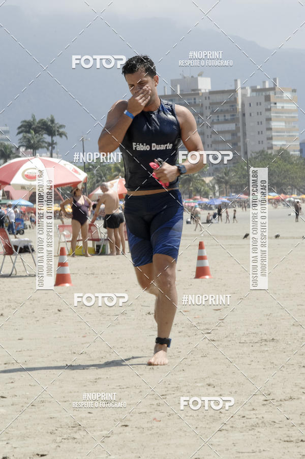 Buy your photos of the eventBLUE SERIES TRIATHLON BERTIOGA 2019 on Fotop