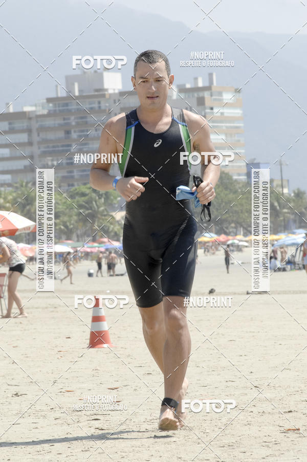 Buy your photos of the eventBLUE SERIES TRIATHLON BERTIOGA 2019 on Fotop