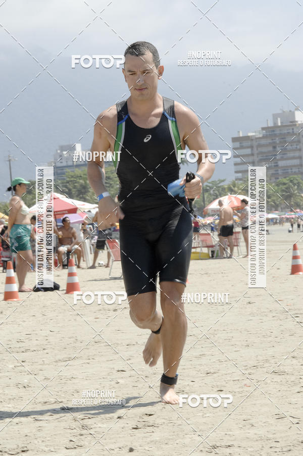 Buy your photos of the eventBLUE SERIES TRIATHLON BERTIOGA 2019 on Fotop