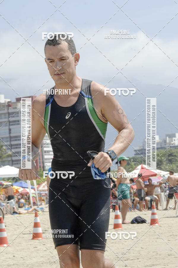 Buy your photos of the eventBLUE SERIES TRIATHLON BERTIOGA 2019 on Fotop