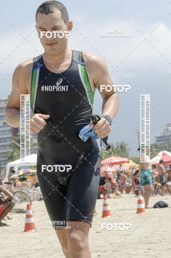 Buy your photos of the eventBLUE SERIES TRIATHLON BERTIOGA 2019 on Fotop