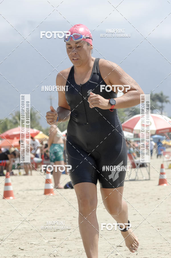 Buy your photos of the eventBLUE SERIES TRIATHLON BERTIOGA 2019 on Fotop