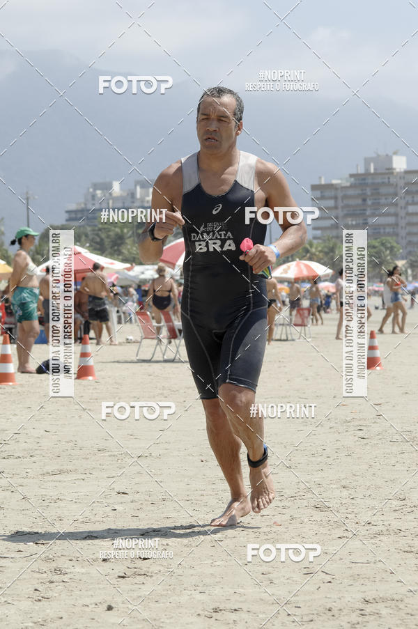Buy your photos of the eventBLUE SERIES TRIATHLON BERTIOGA 2019 on Fotop