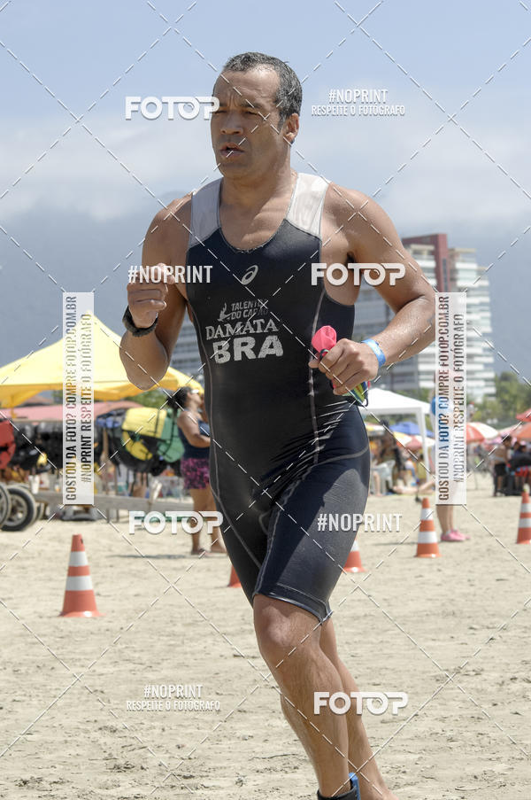 Buy your photos of the eventBLUE SERIES TRIATHLON BERTIOGA 2019 on Fotop