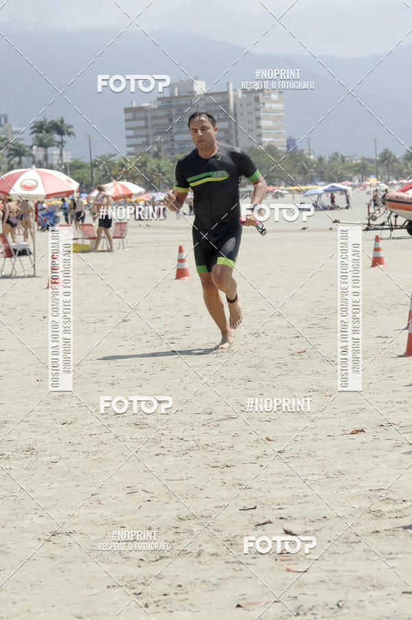 Buy your photos of the eventBLUE SERIES TRIATHLON BERTIOGA 2019 on Fotop