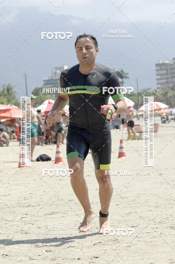 Buy your photos of the eventBLUE SERIES TRIATHLON BERTIOGA 2019 on Fotop