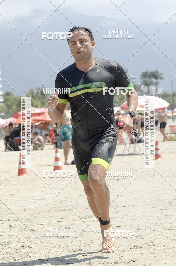 Buy your photos of the eventBLUE SERIES TRIATHLON BERTIOGA 2019 on Fotop
