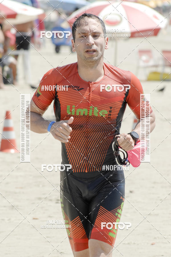 Buy your photos of the eventBLUE SERIES TRIATHLON BERTIOGA 2019 on Fotop
