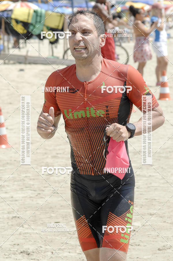 Buy your photos of the eventBLUE SERIES TRIATHLON BERTIOGA 2019 on Fotop