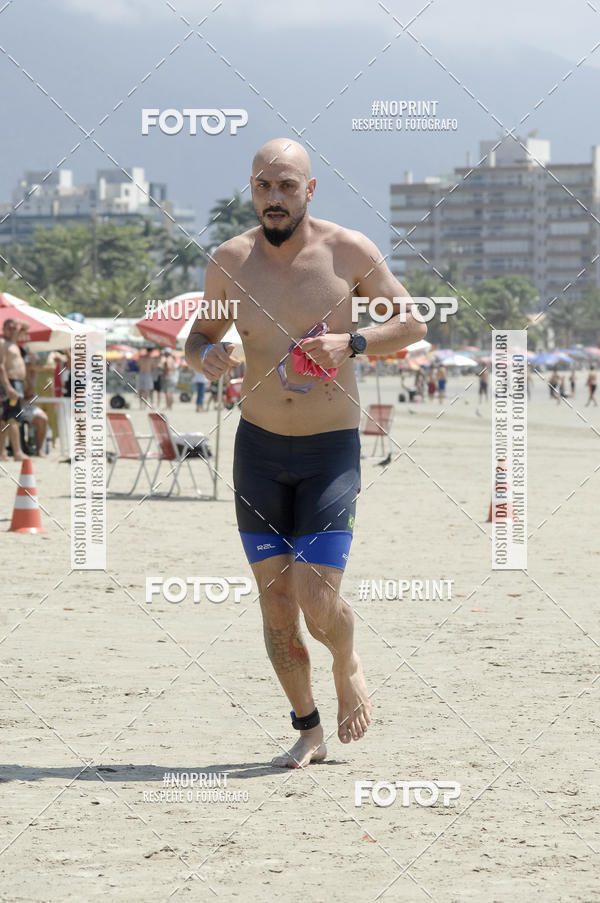 Buy your photos of the eventBLUE SERIES TRIATHLON BERTIOGA 2019 on Fotop