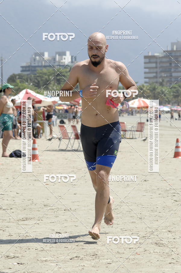 Buy your photos of the eventBLUE SERIES TRIATHLON BERTIOGA 2019 on Fotop