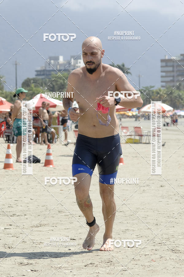 Buy your photos of the eventBLUE SERIES TRIATHLON BERTIOGA 2019 on Fotop