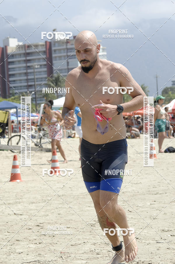 Buy your photos of the eventBLUE SERIES TRIATHLON BERTIOGA 2019 on Fotop