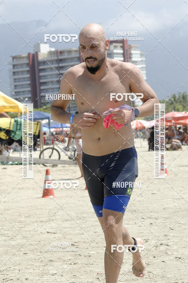Buy your photos of the eventBLUE SERIES TRIATHLON BERTIOGA 2019 on Fotop