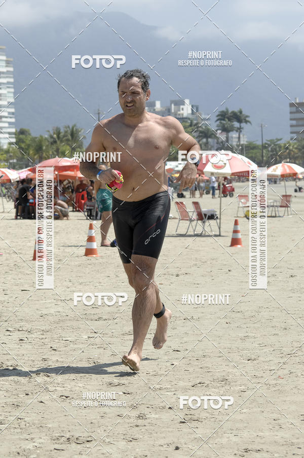 Buy your photos of the eventBLUE SERIES TRIATHLON BERTIOGA 2019 on Fotop