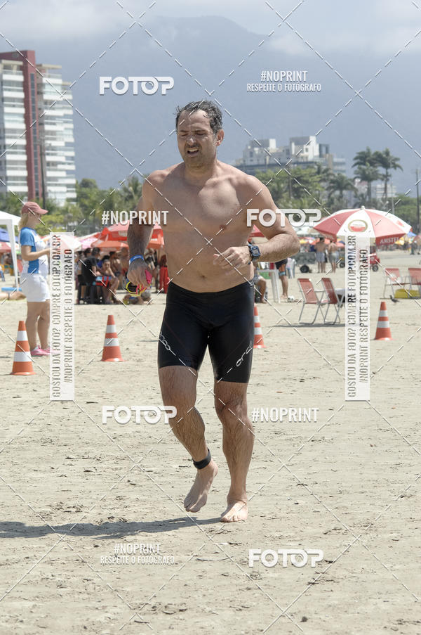 Buy your photos of the eventBLUE SERIES TRIATHLON BERTIOGA 2019 on Fotop