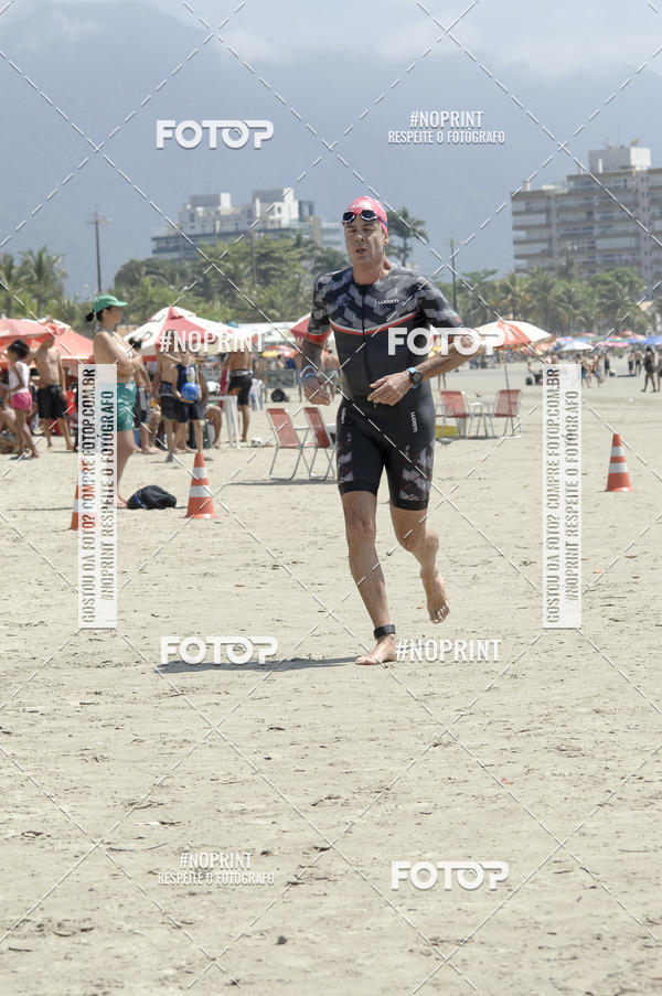 Buy your photos of the eventBLUE SERIES TRIATHLON BERTIOGA 2019 on Fotop