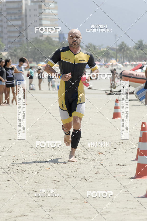 Buy your photos of the eventBLUE SERIES TRIATHLON BERTIOGA 2019 on Fotop
