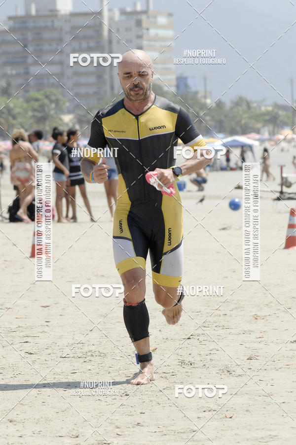 Buy your photos of the eventBLUE SERIES TRIATHLON BERTIOGA 2019 on Fotop