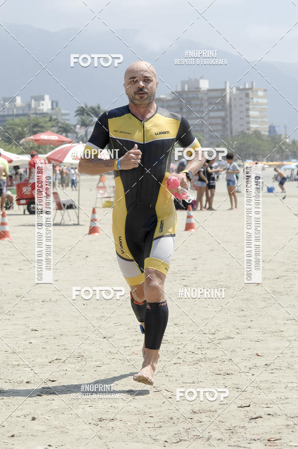 Buy your photos of the eventBLUE SERIES TRIATHLON BERTIOGA 2019 on Fotop