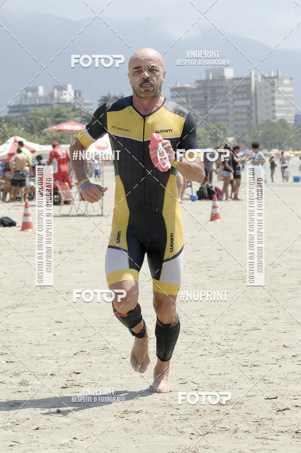 Buy your photos of the eventBLUE SERIES TRIATHLON BERTIOGA 2019 on Fotop