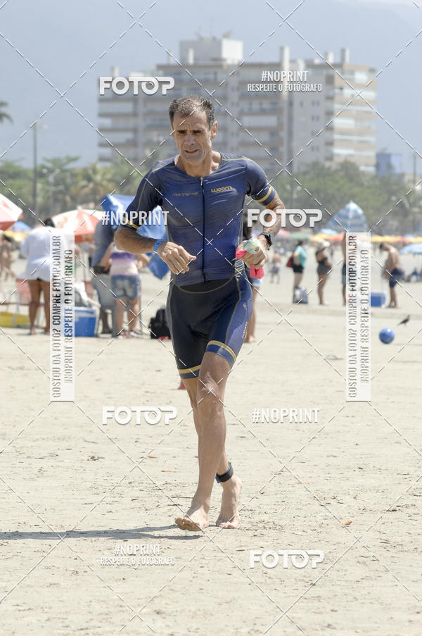 Buy your photos of the eventBLUE SERIES TRIATHLON BERTIOGA 2019 on Fotop