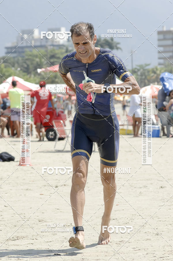 Buy your photos of the eventBLUE SERIES TRIATHLON BERTIOGA 2019 on Fotop