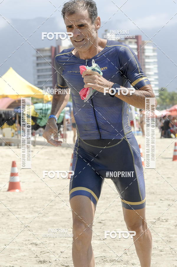 Buy your photos of the eventBLUE SERIES TRIATHLON BERTIOGA 2019 on Fotop