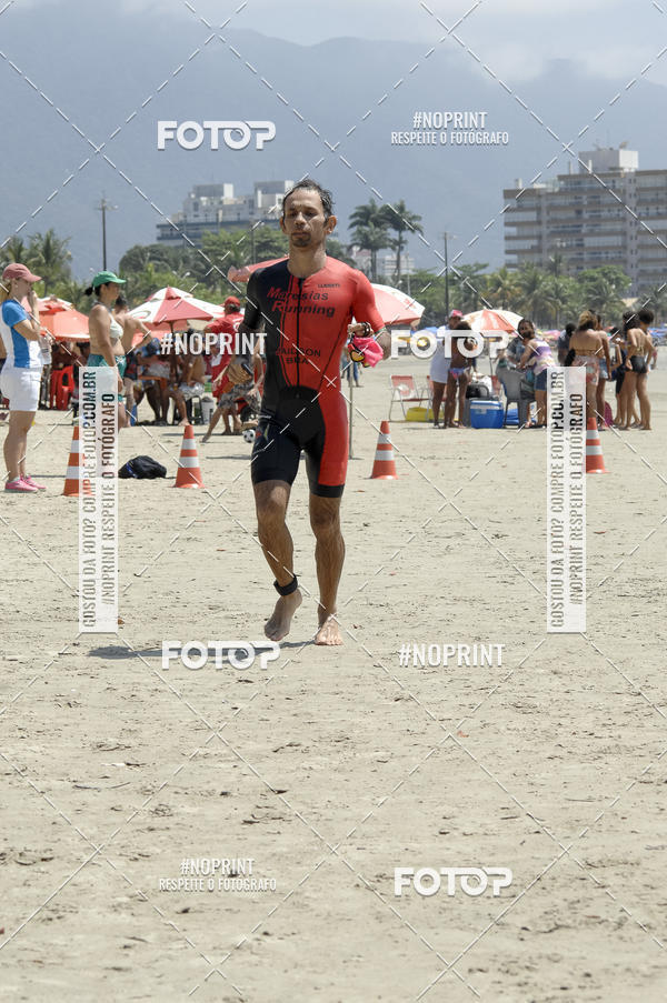Buy your photos of the eventBLUE SERIES TRIATHLON BERTIOGA 2019 on Fotop