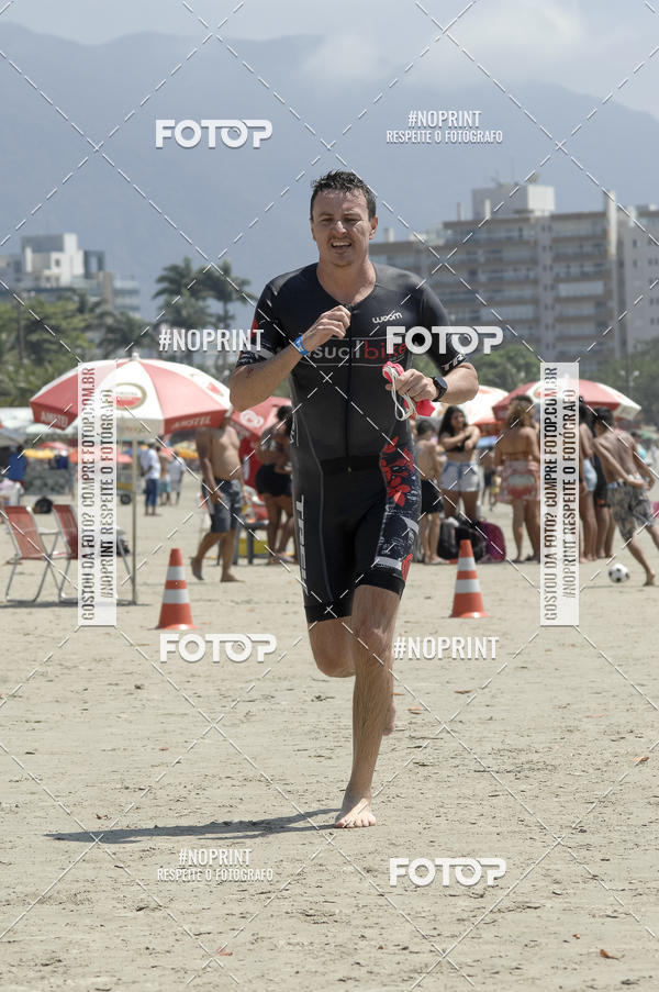 Buy your photos of the eventBLUE SERIES TRIATHLON BERTIOGA 2019 on Fotop