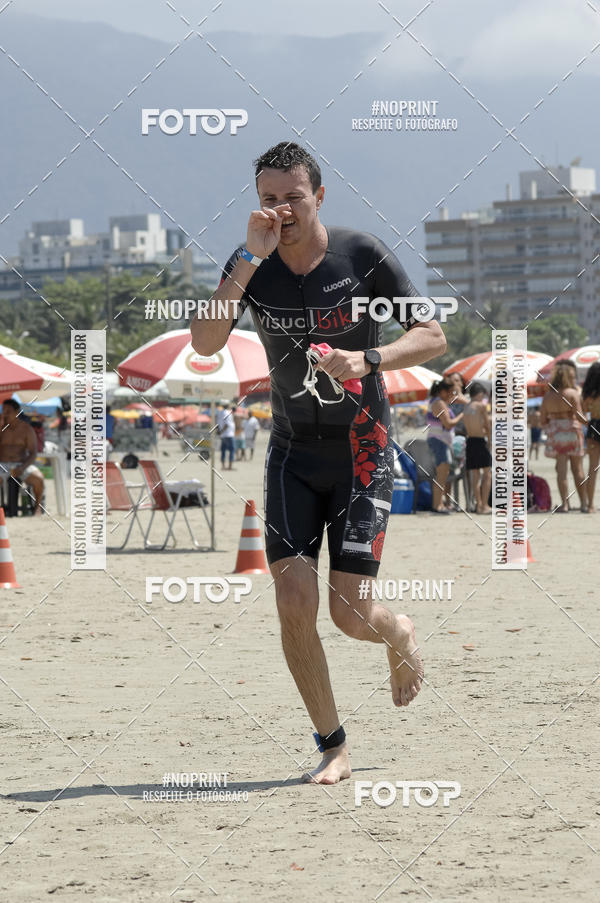 Buy your photos of the eventBLUE SERIES TRIATHLON BERTIOGA 2019 on Fotop