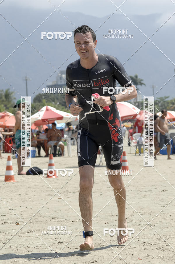 Buy your photos of the eventBLUE SERIES TRIATHLON BERTIOGA 2019 on Fotop