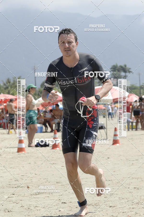 Buy your photos of the eventBLUE SERIES TRIATHLON BERTIOGA 2019 on Fotop