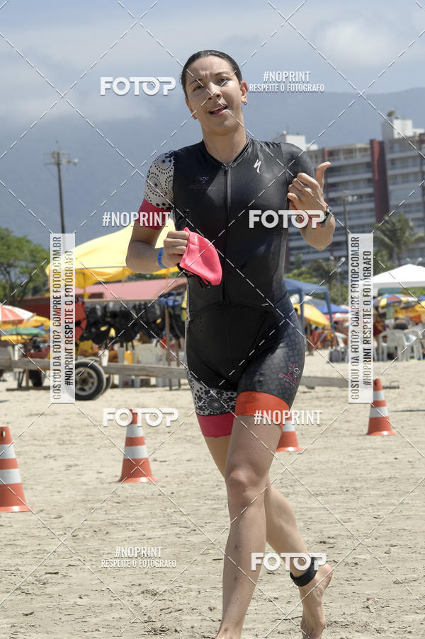 Buy your photos of the eventBLUE SERIES TRIATHLON BERTIOGA 2019 on Fotop