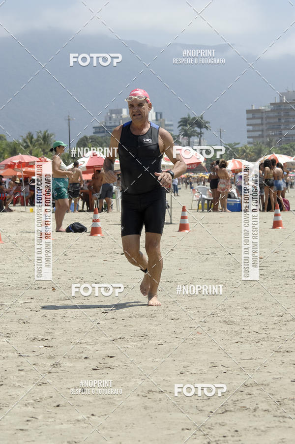 Buy your photos of the eventBLUE SERIES TRIATHLON BERTIOGA 2019 on Fotop