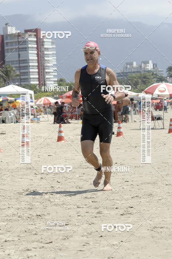 Buy your photos of the eventBLUE SERIES TRIATHLON BERTIOGA 2019 on Fotop