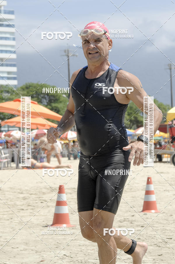Buy your photos of the eventBLUE SERIES TRIATHLON BERTIOGA 2019 on Fotop