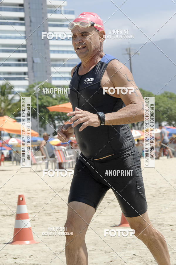 Buy your photos of the eventBLUE SERIES TRIATHLON BERTIOGA 2019 on Fotop