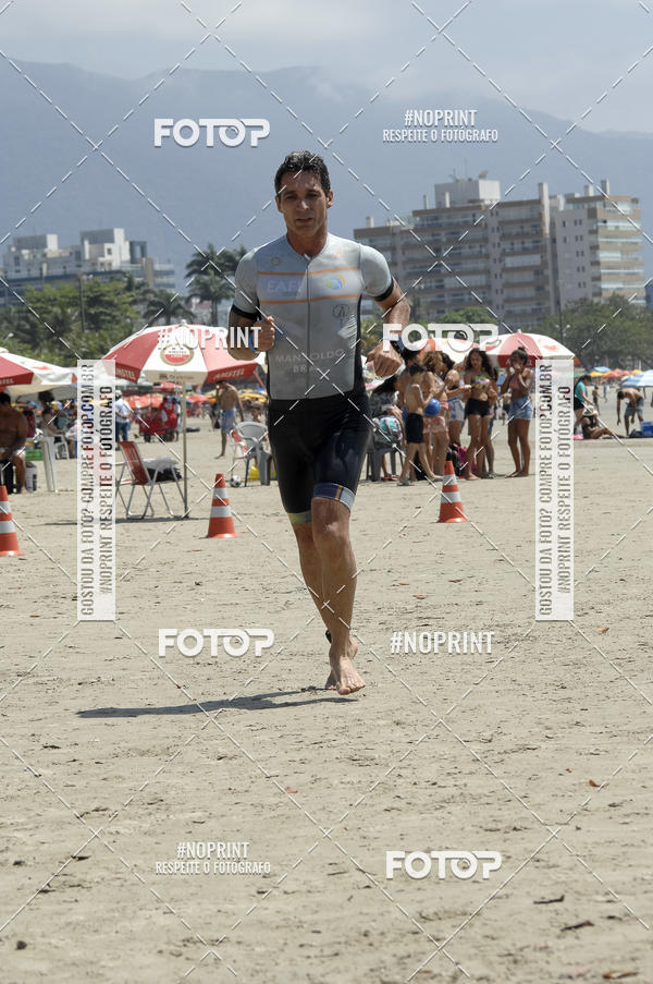 Buy your photos of the eventBLUE SERIES TRIATHLON BERTIOGA 2019 on Fotop