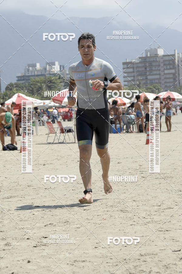 Buy your photos of the eventBLUE SERIES TRIATHLON BERTIOGA 2019 on Fotop