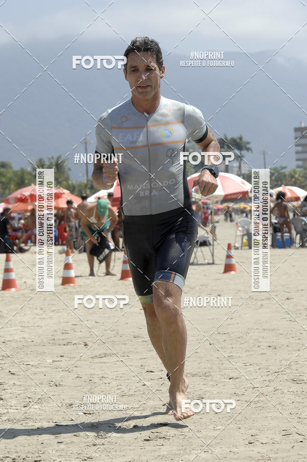 Buy your photos of the eventBLUE SERIES TRIATHLON BERTIOGA 2019 on Fotop