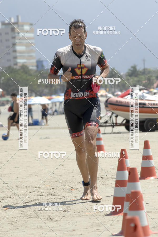 Buy your photos of the eventBLUE SERIES TRIATHLON BERTIOGA 2019 on Fotop