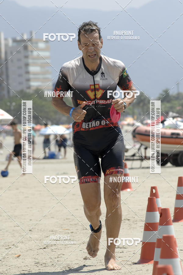 Buy your photos of the eventBLUE SERIES TRIATHLON BERTIOGA 2019 on Fotop