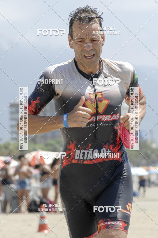 Buy your photos of the eventBLUE SERIES TRIATHLON BERTIOGA 2019 on Fotop